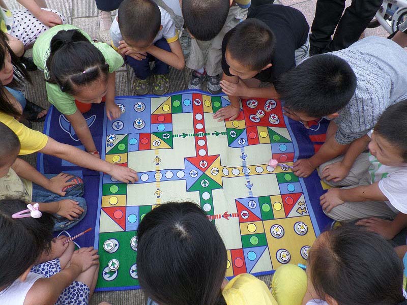 �h(hu��n)��֪�R���v�����F(tu��n)꠳ɆT�cС���т��M(j��n)�������w�����Α���