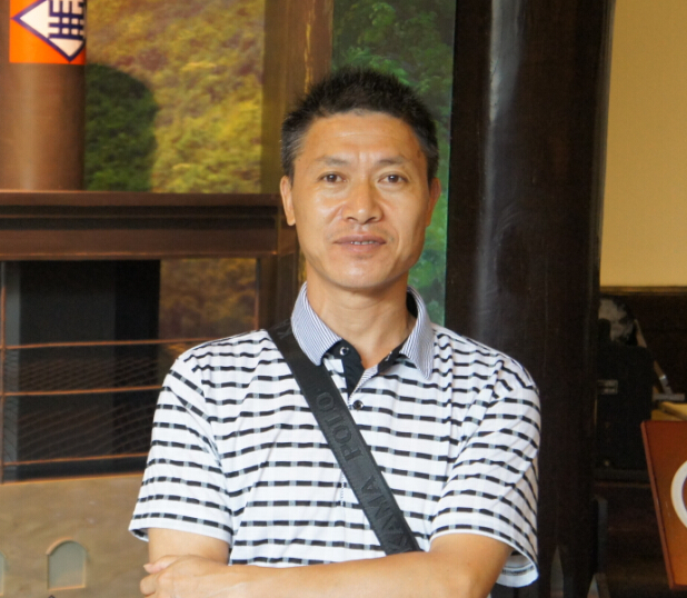 �S�L�F������Ӣ�ۂ��¾��vʷ����õ�Ҋ�C,�ؑc���H�ô�ɽ�������Լ��ć��ˣ������ø�ɽ�h(yu��n)ˮ֧Ԯ�����ջ��(d��ng)��