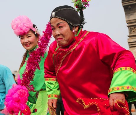 �����һ�����՝}�Ͽh�e�����S����ʵĽ��^�Ļ����(d��ng)�����y(t��ng)���׶��˶��������Ⱥ���[�´��� ���ո��(y��ng)�W(w��ng)�ѡ��}��֮�ӡ� �z