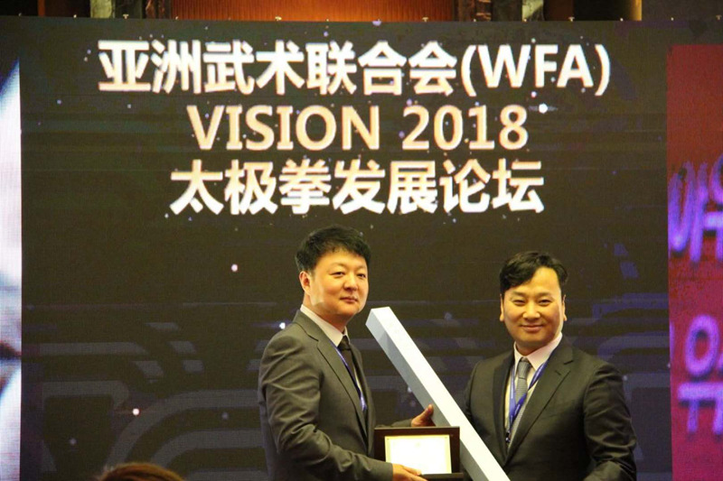 ���Ʒ����L��{�Z�����Ƅ���˾����(j��ng)������Ѭ�����˸��x�ơ�