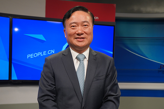 中國(guó)五礦集團(tuán)有限公司黨組書(shū)記、董事長(zhǎng)翁祖亮做客人民網(wǎng)。實(shí)習(xí)生趙晉杰攝