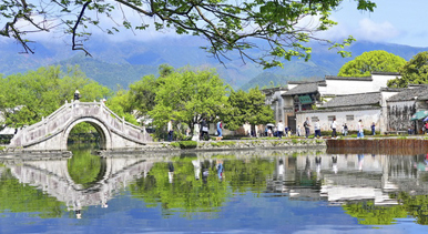 安徽黟縣：宏村春意盎然